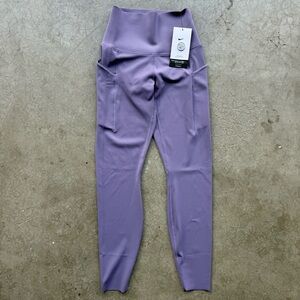 Nike Universa Women’s High Waisted Leggings